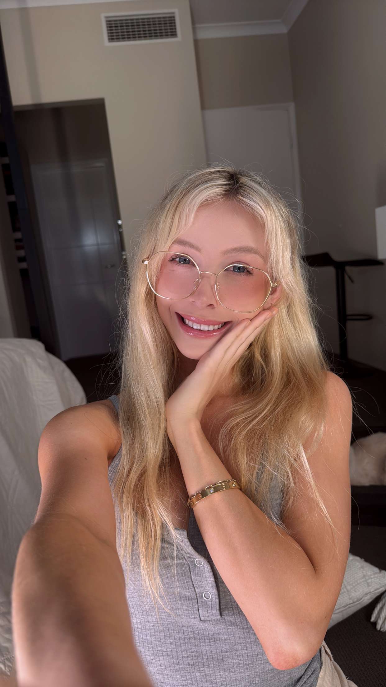 emxllouise snapchat image archive image