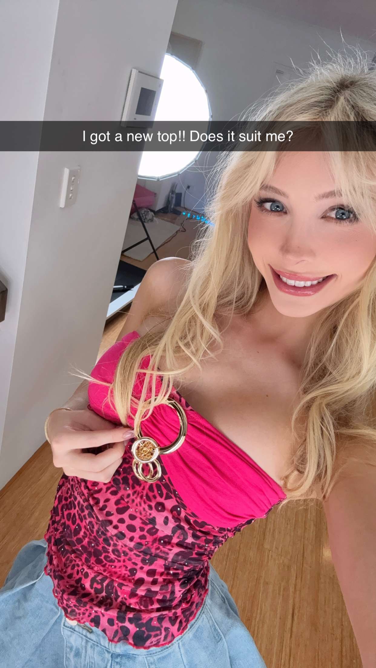 emxllouise snapchat image archive image