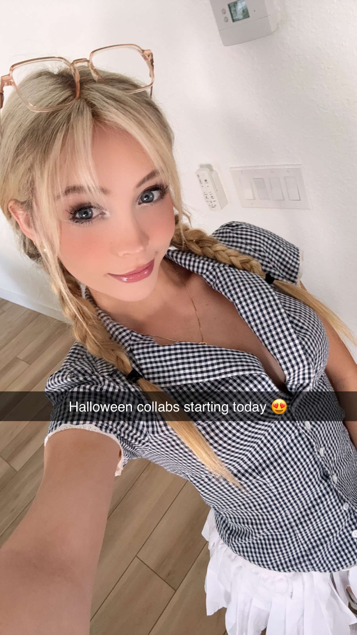 emxllouise snapchat image archive image