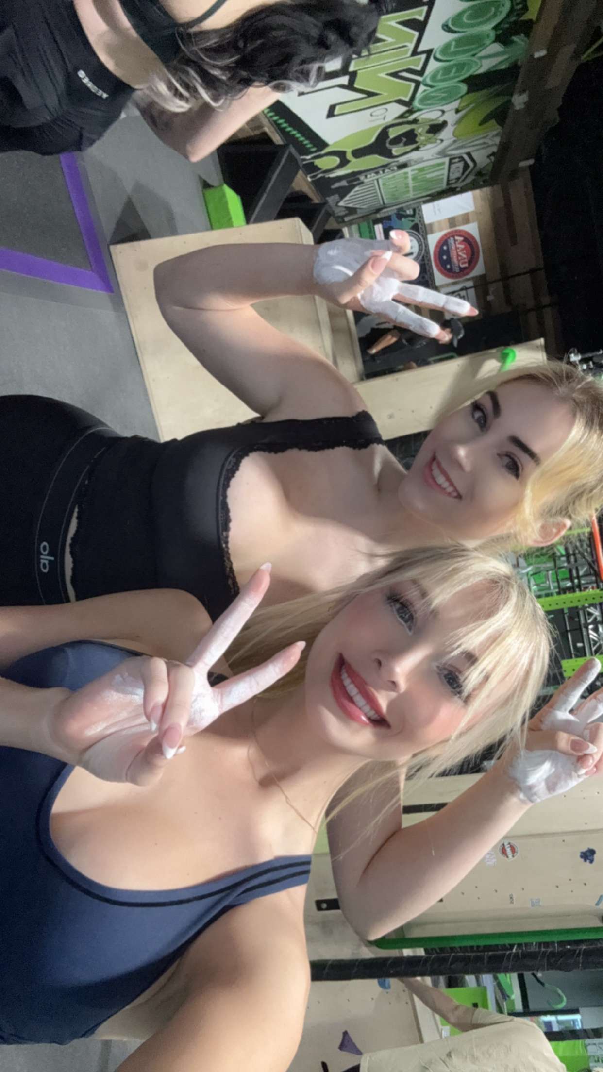 emxllouise snapchat image archive image