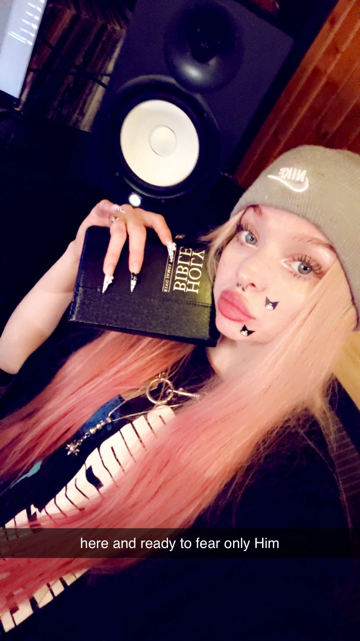 endangerdreamer snapchat image archive image