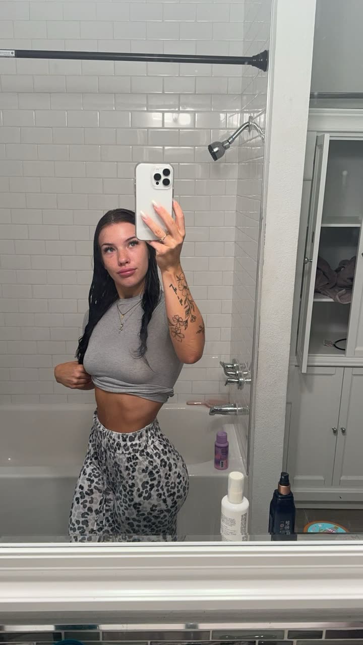 fionamaefit snapchat image archive image