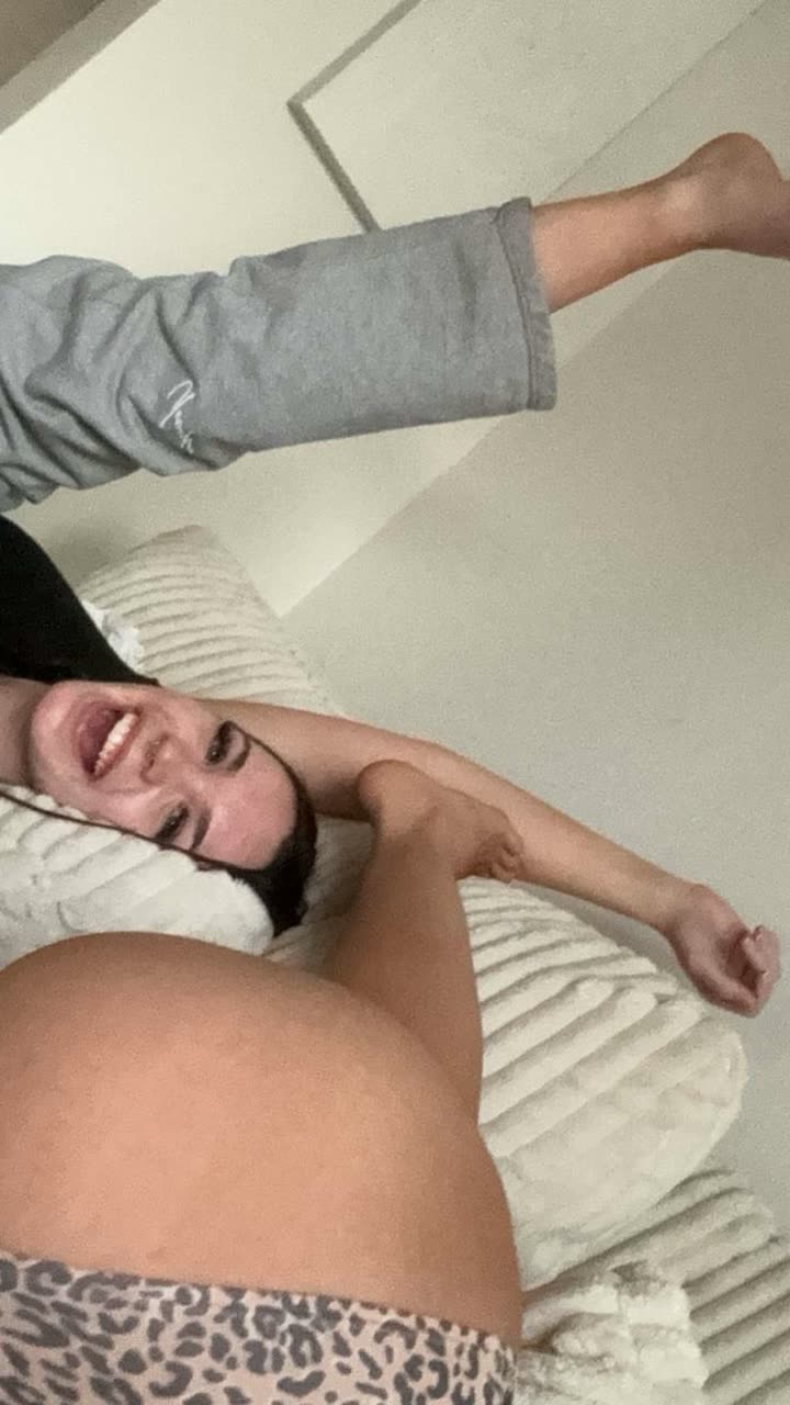 fionamaefit snapchat image archive image