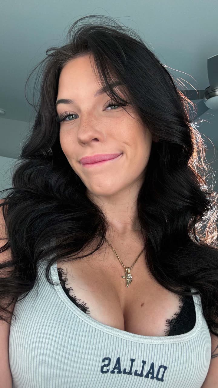 fionamaefit snapchat image archive image