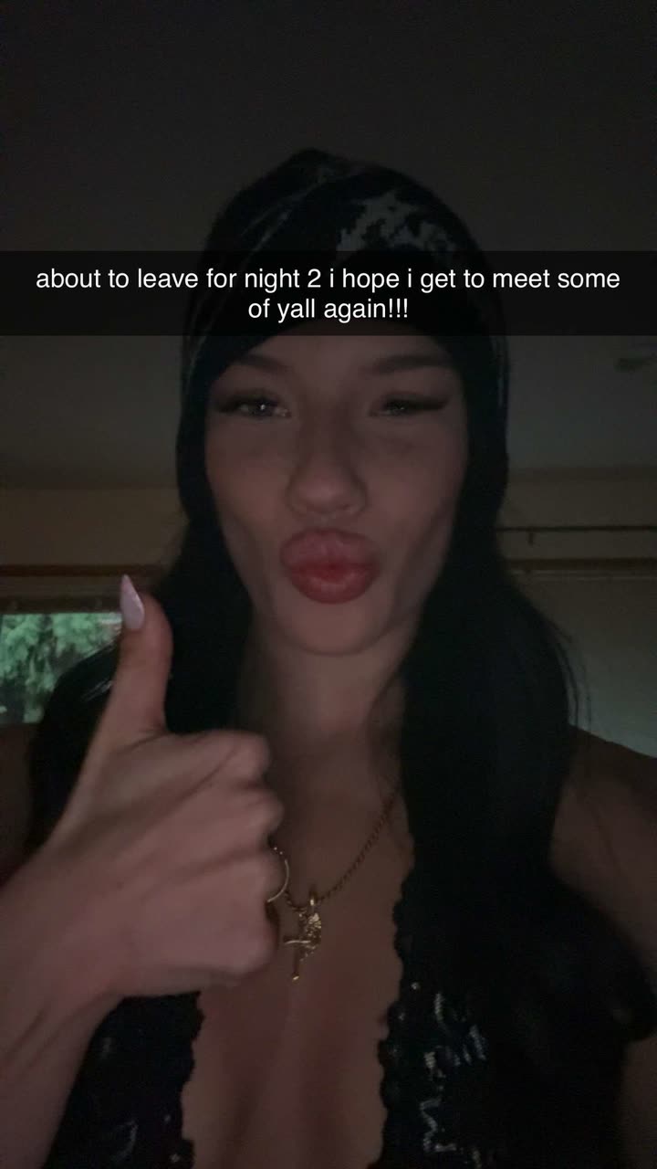 fionamaefit snapchat image archive image