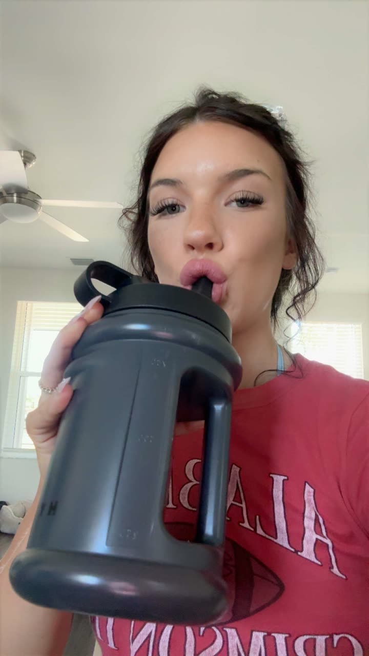 fionamaefit snapchat image archive image