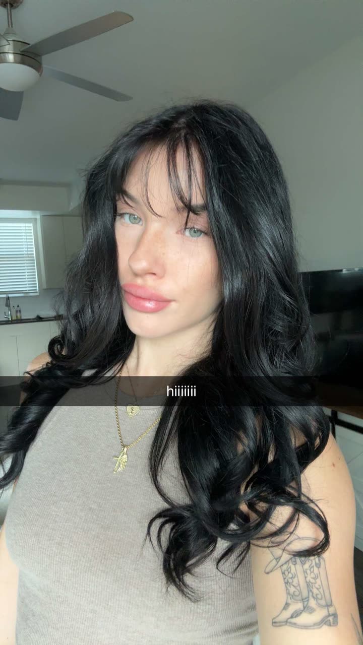 fionamaefit snapchat image archive image