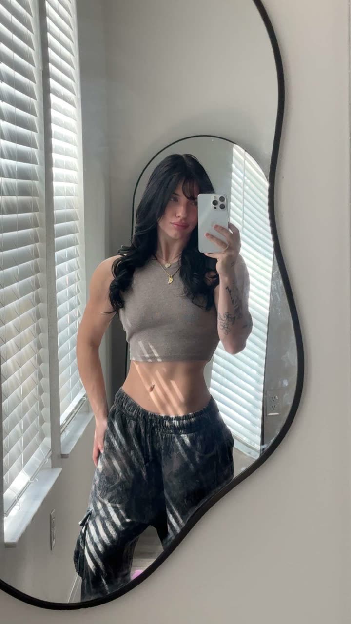 fionamaefit snapchat image archive image