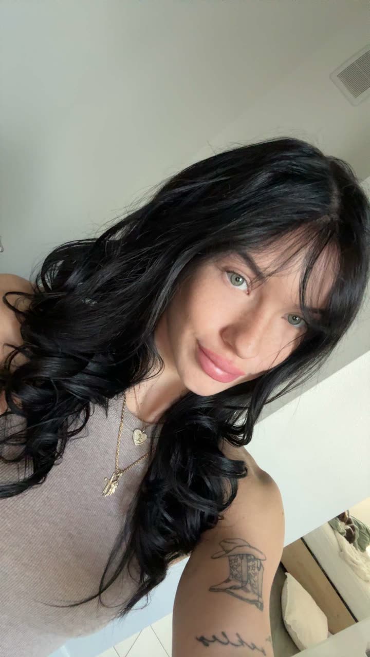 fionamaefit snapchat image archive image