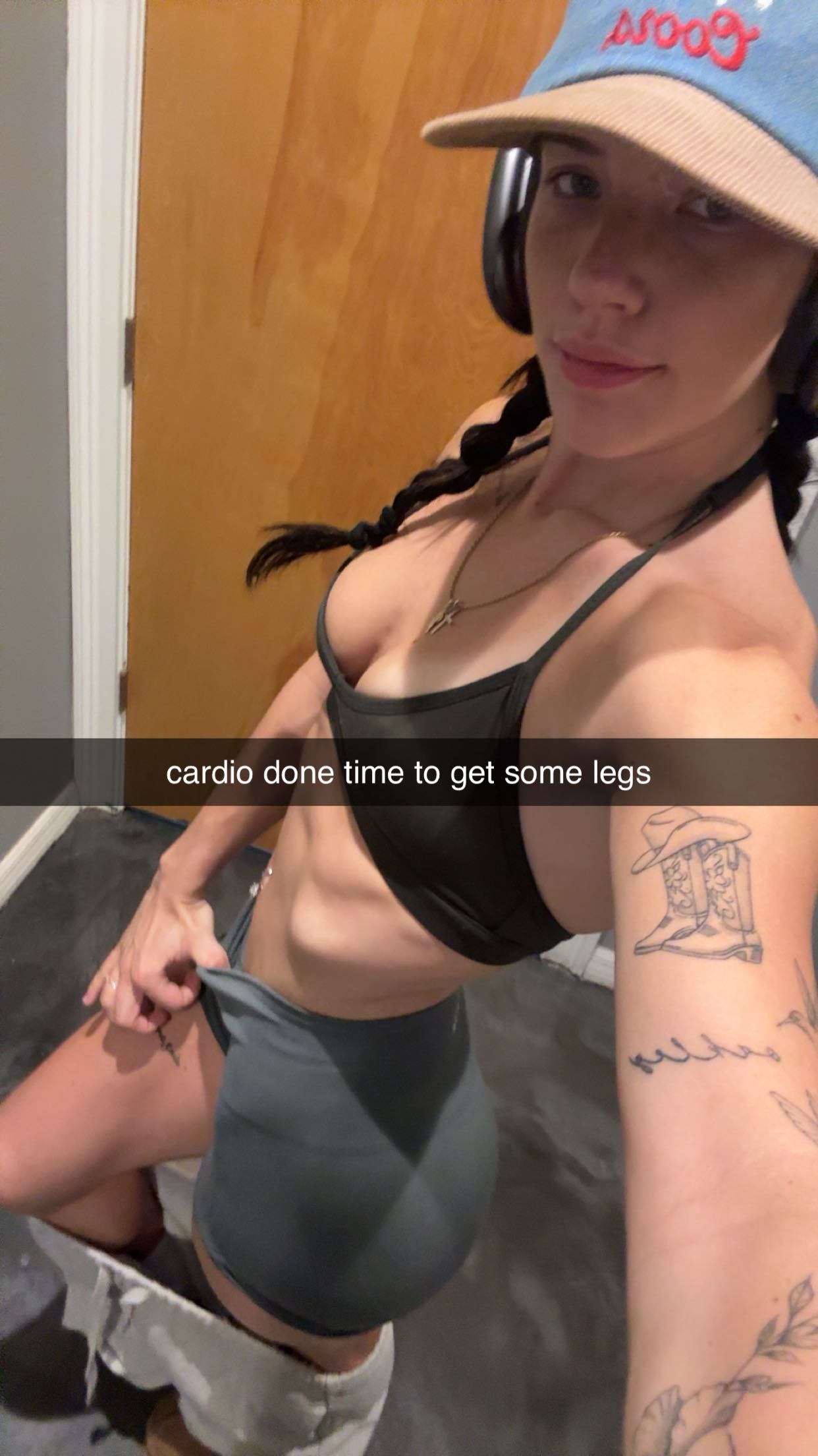 fionamaefit snapchat image archive image