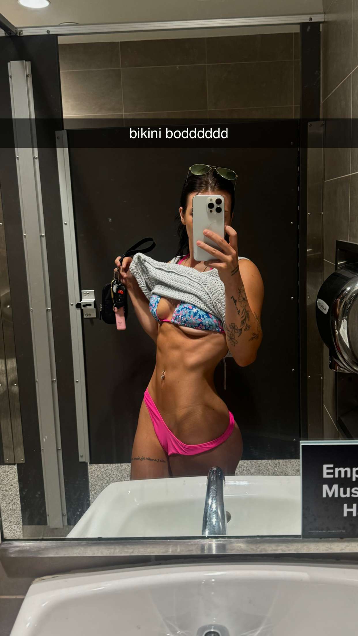 fionamaefit snapchat image archive image