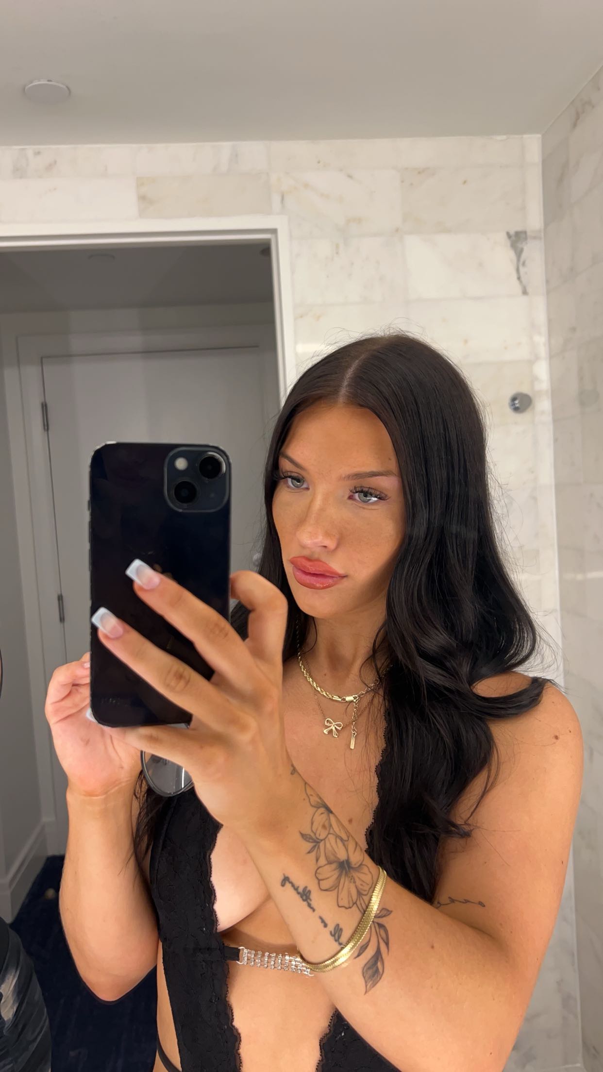 fionamaefit snapchat image archive image