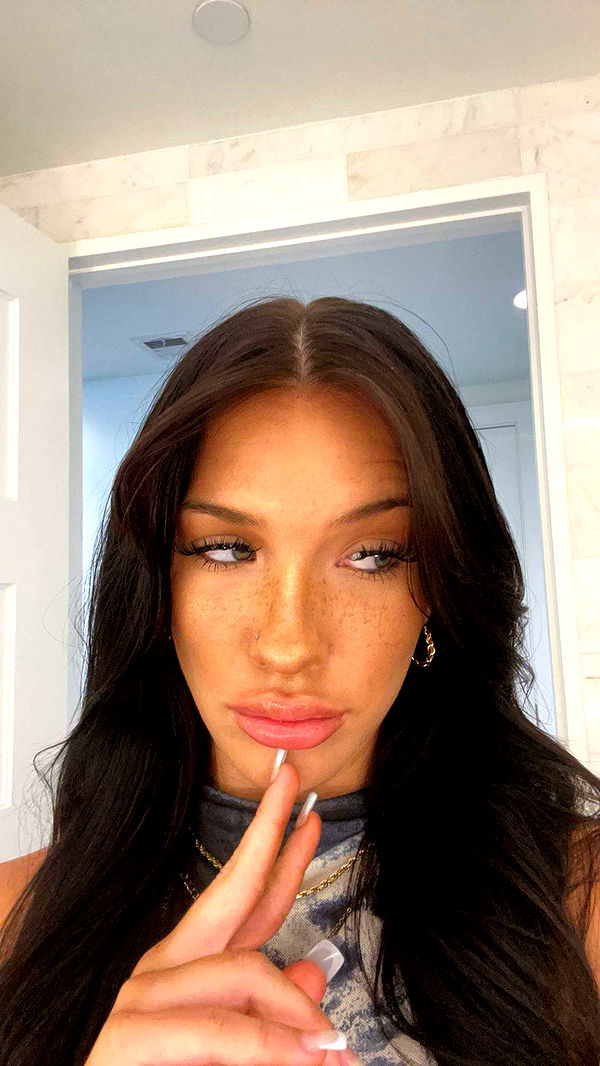 fionamaefit image ~ Altpins