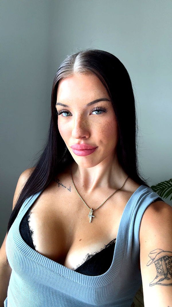 fionamaefit image ~ Altpins