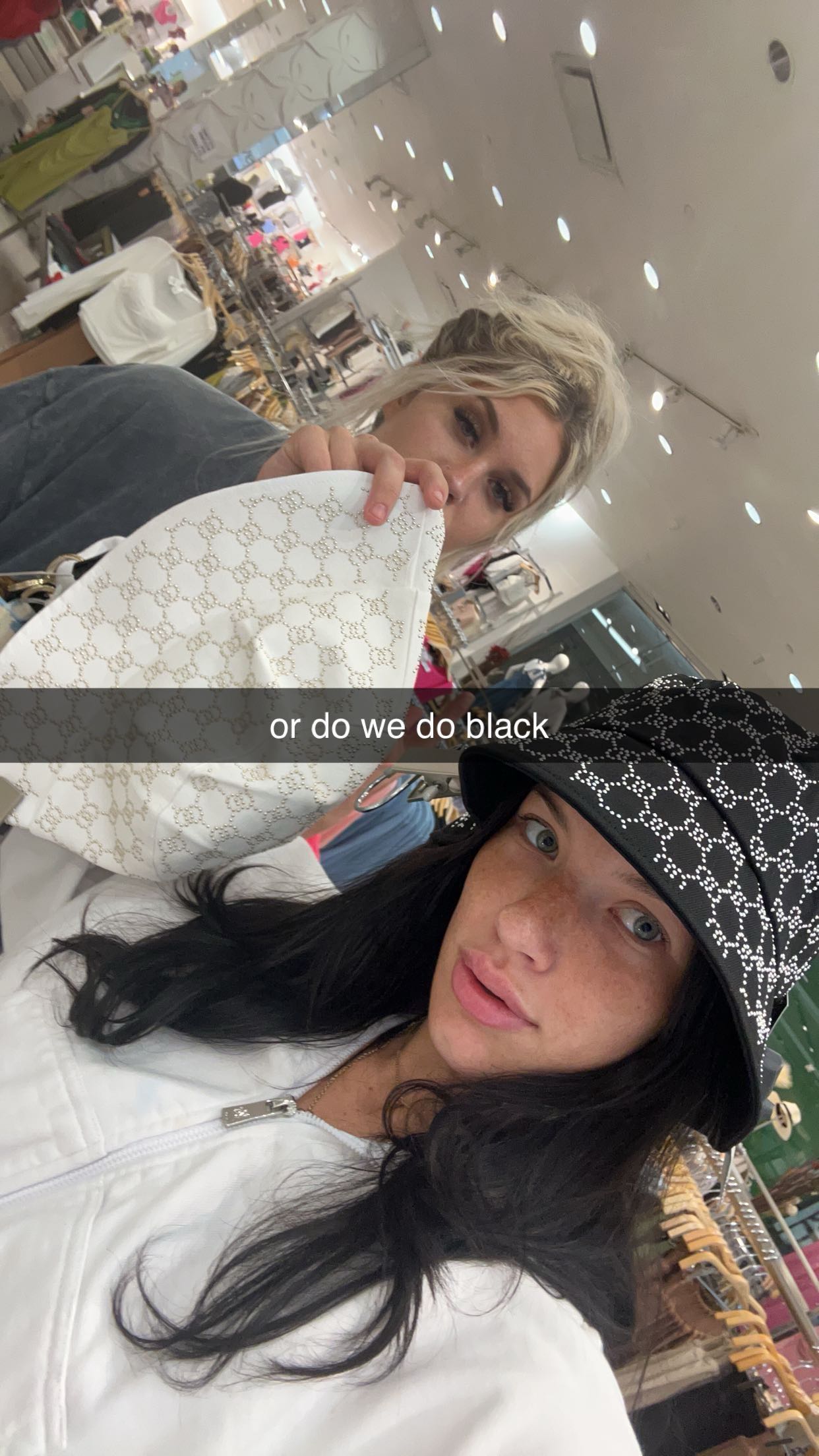 fionamaefit snapchat image archive image