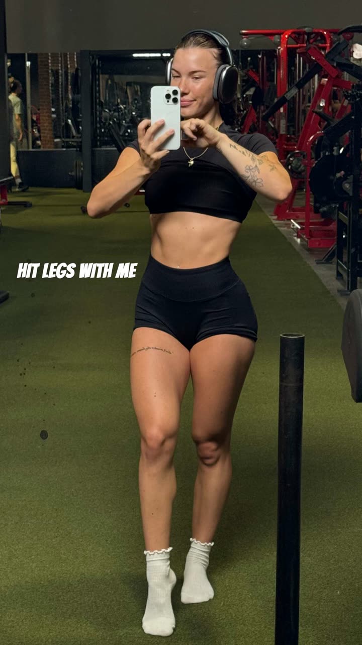 fionamaefit snapchat image archive image