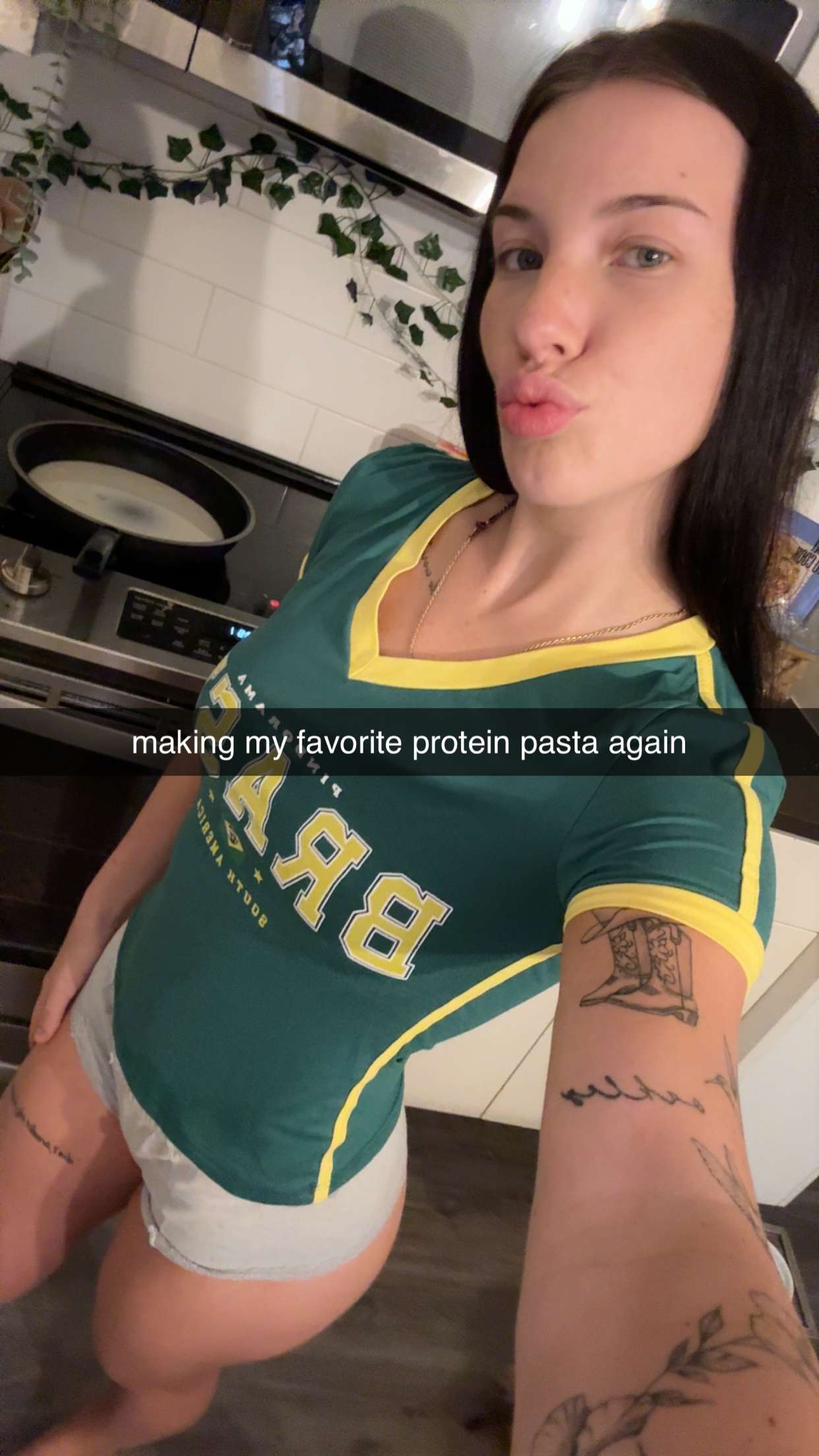 fionamaefit snapchat image archive image