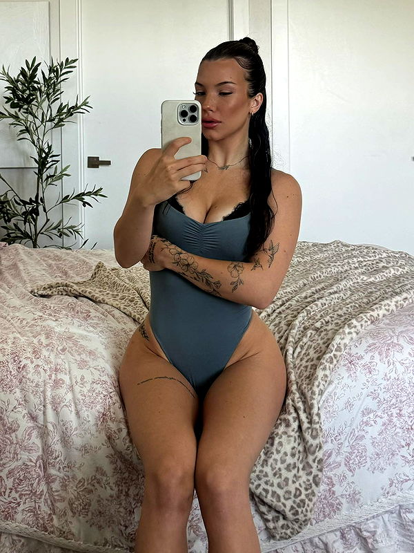 fionamaefit image ~ Altpins