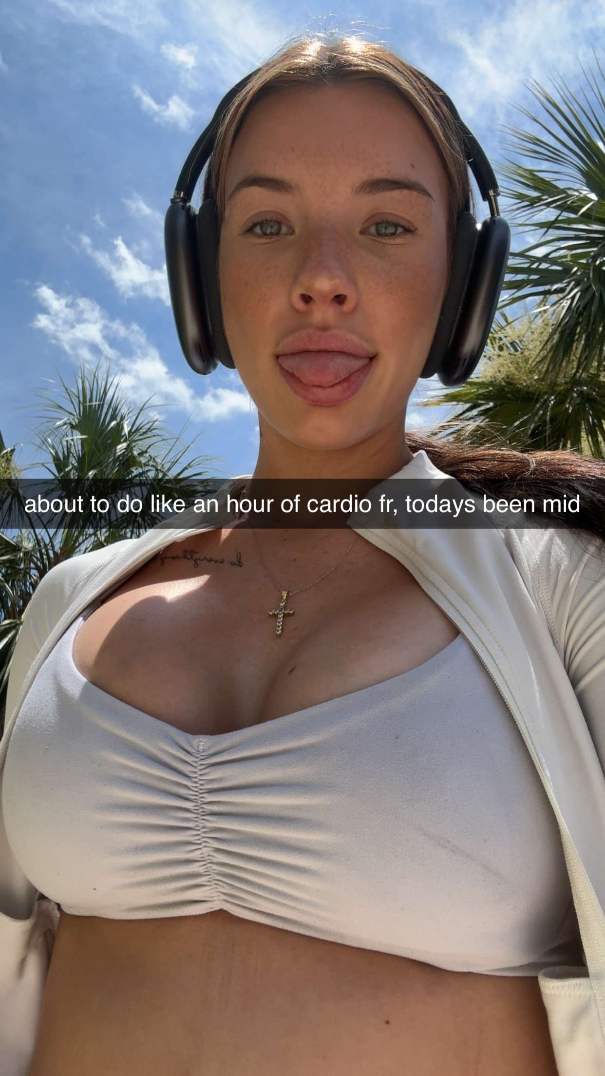 fionamaefit snapchat image archive image