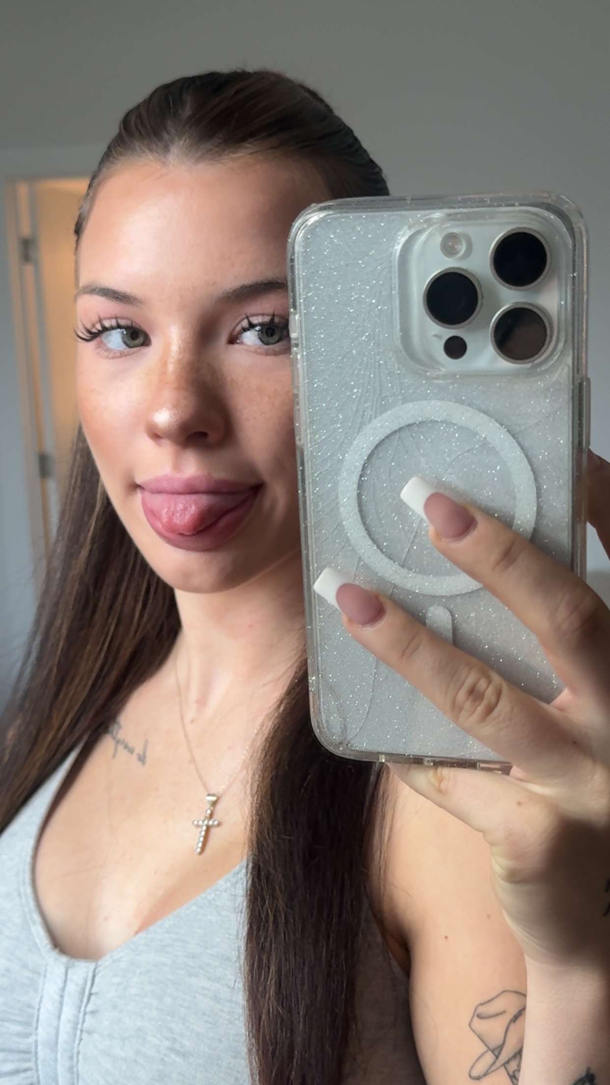 fionamaefit snapchat image archive image