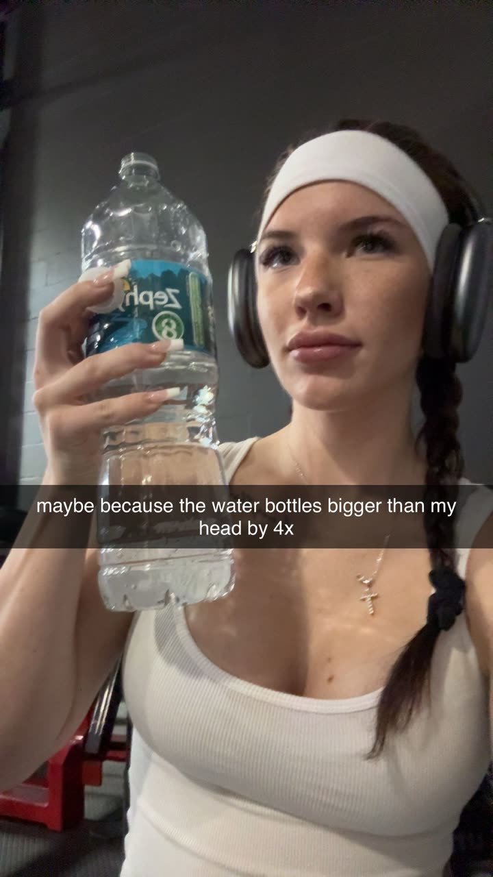 fionamaefit snapchat image archive image