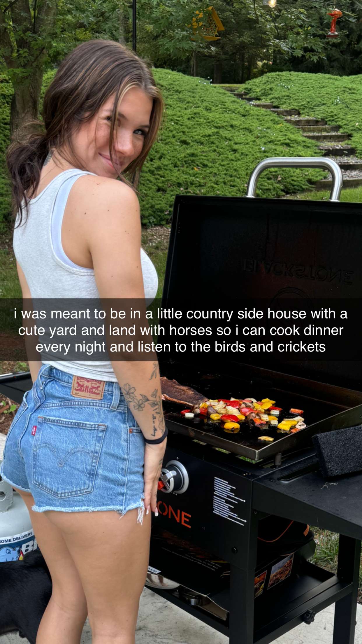 fionamaefit snapchat image archive image