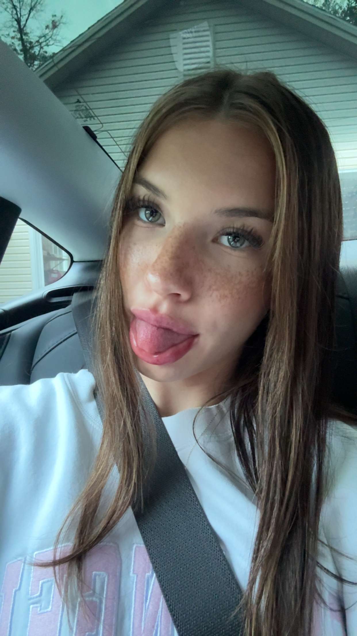 fionamaefit snapchat image archive image