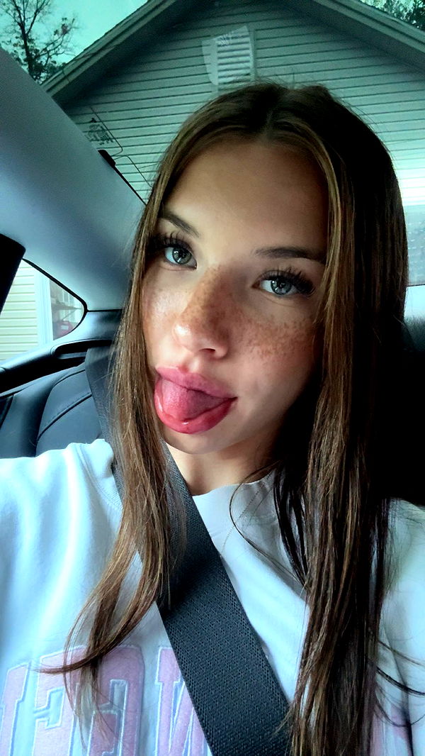 fionamaefit image ~ Altpins