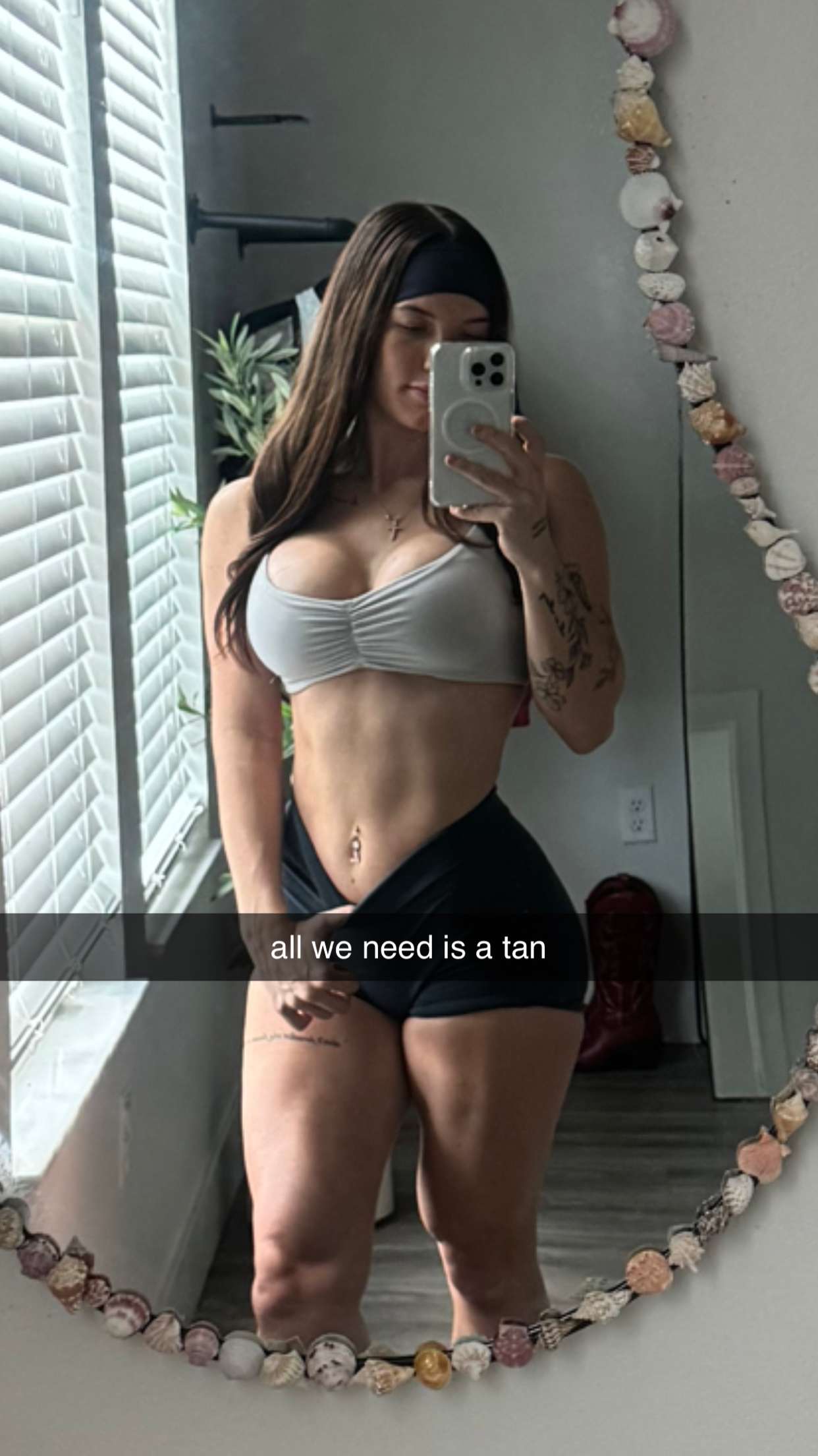 fionamaefit snapchat image archive image