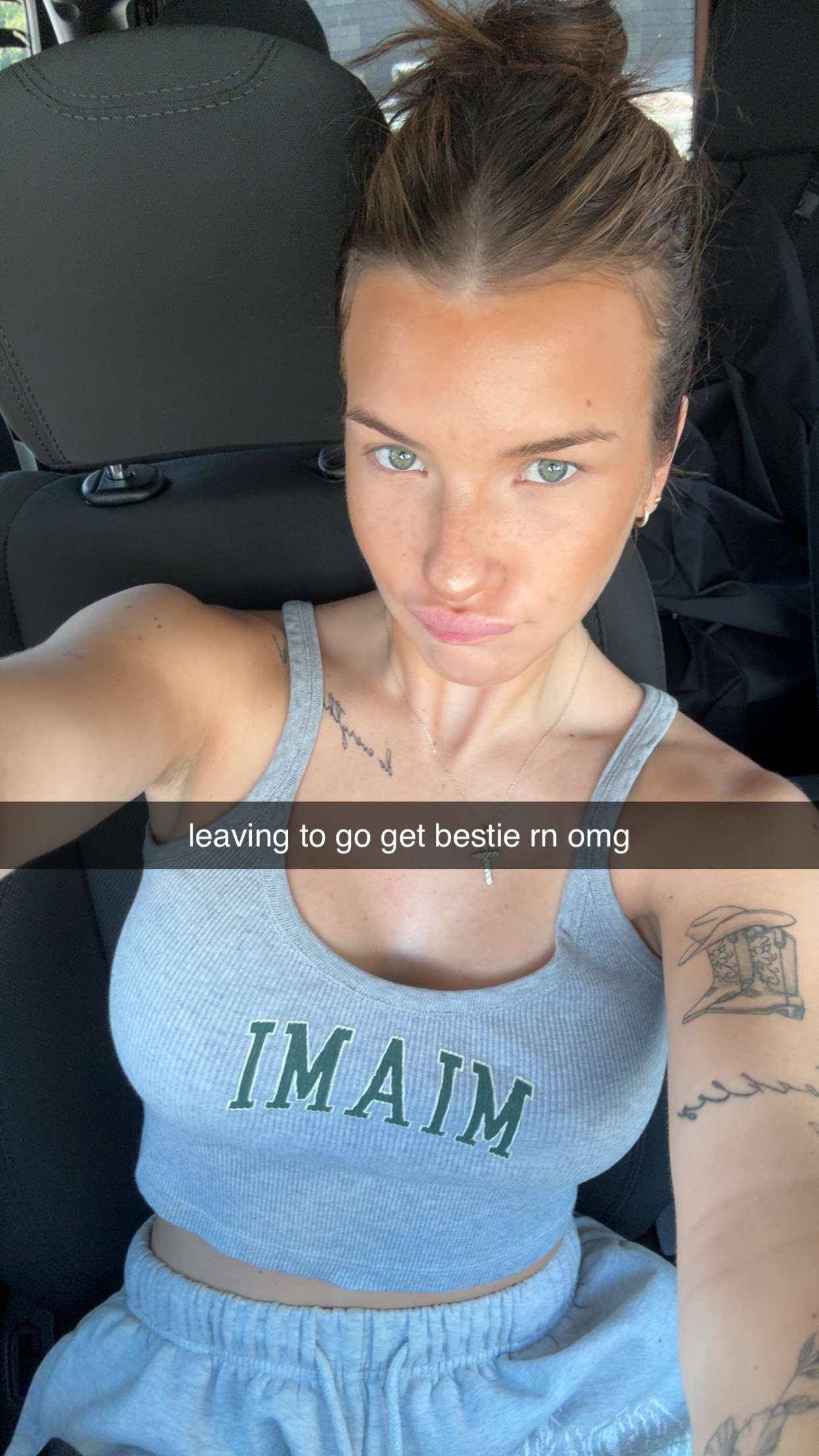 fionamaefit snapchat image archive image