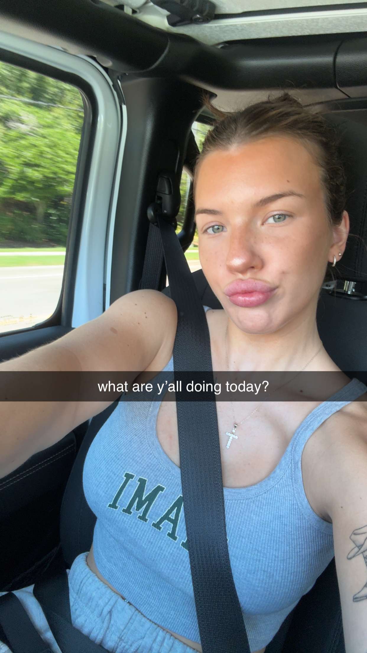 fionamaefit snapchat image archive image