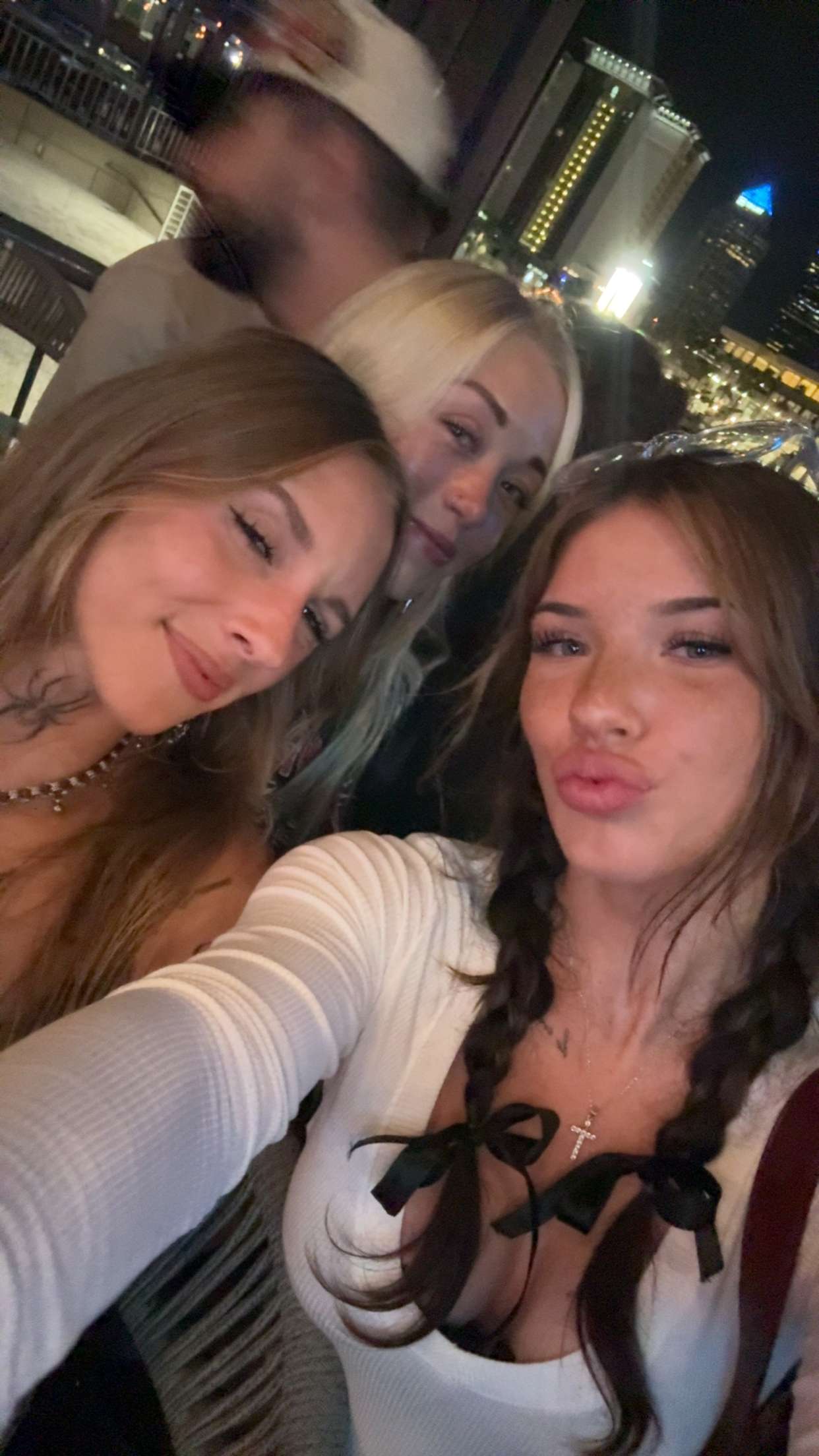 fionamaefit snapchat image archive image