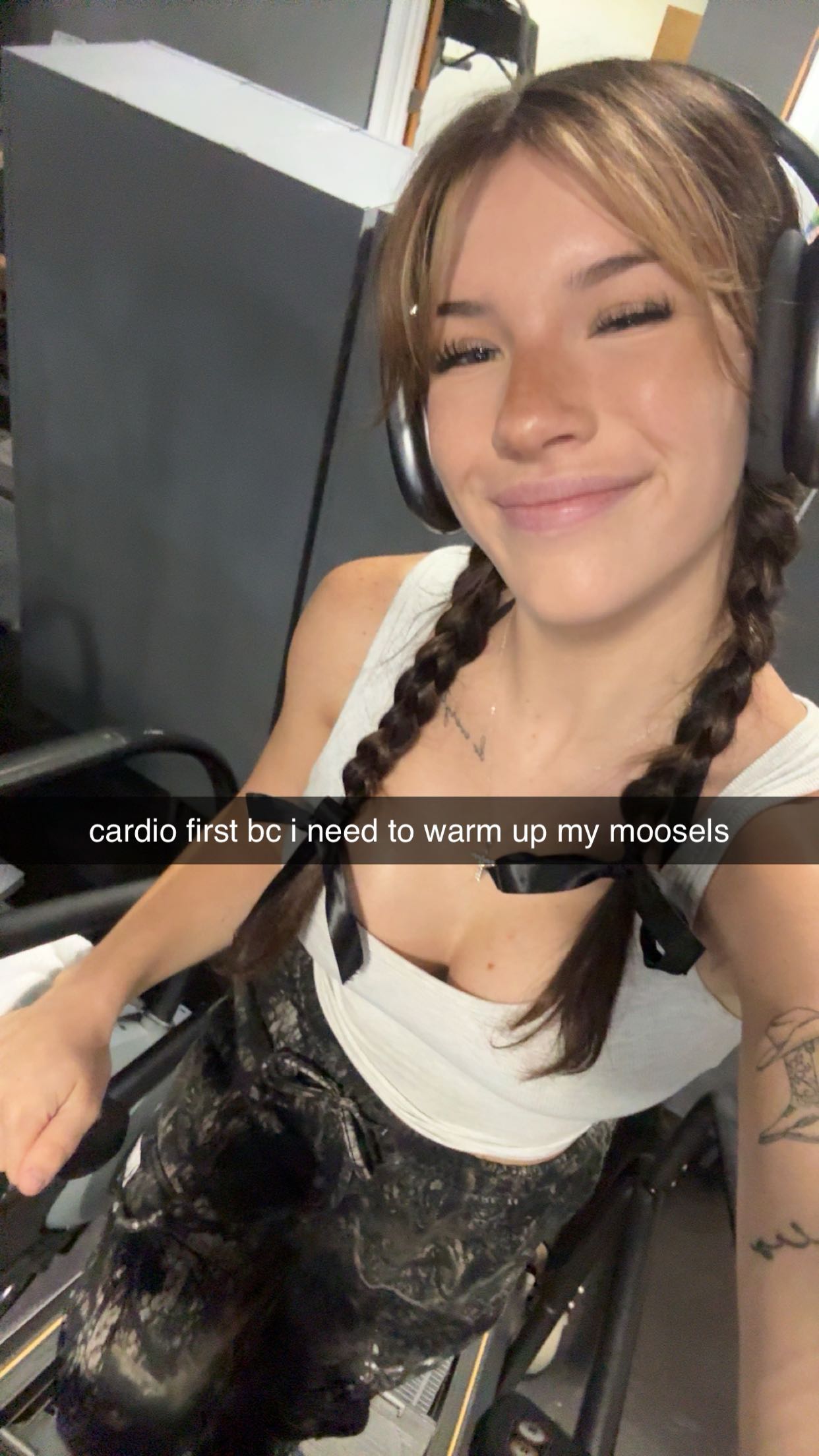 fionamaefit snapchat image archive image