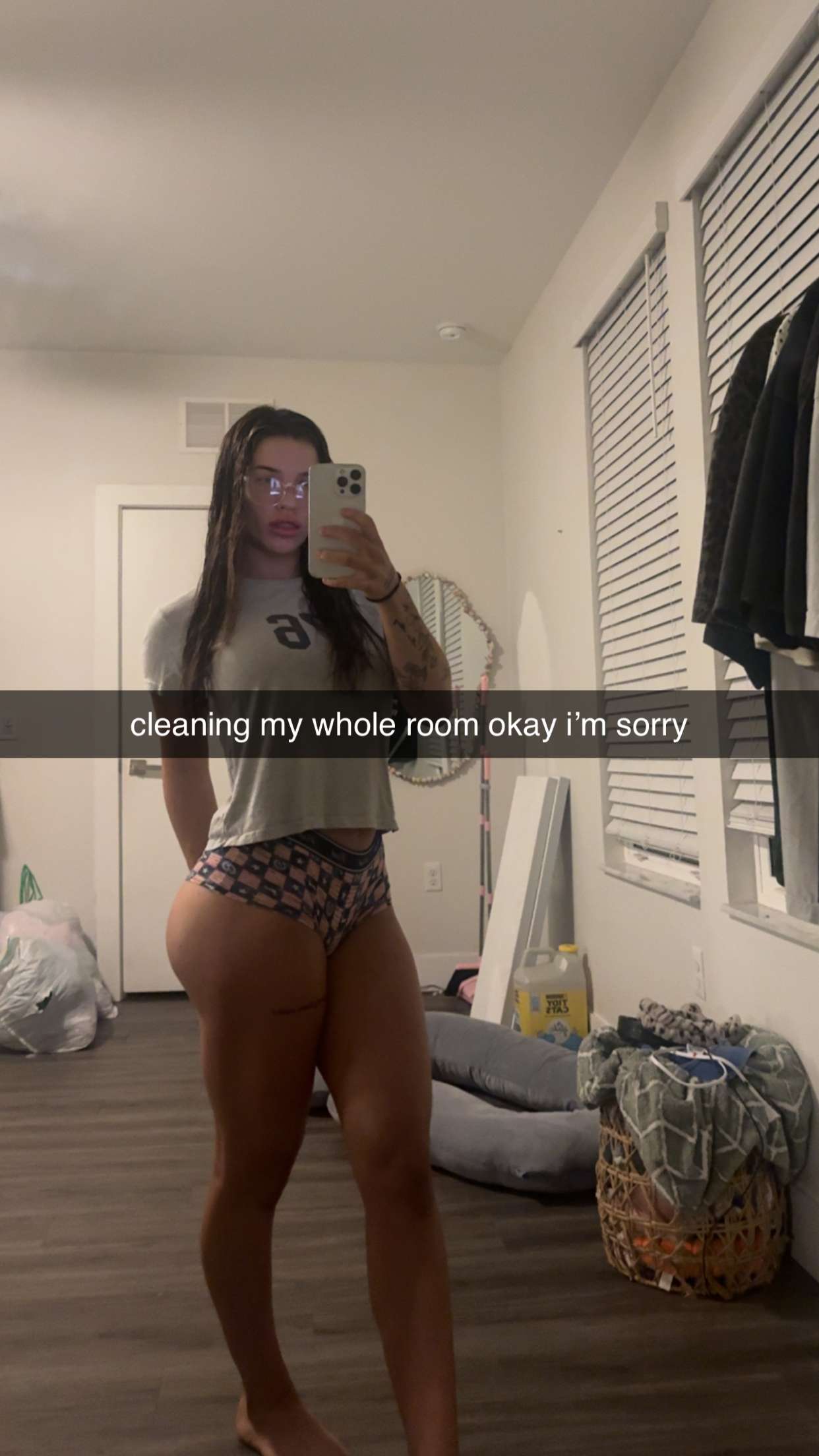 fionamaefit snapchat image archive image