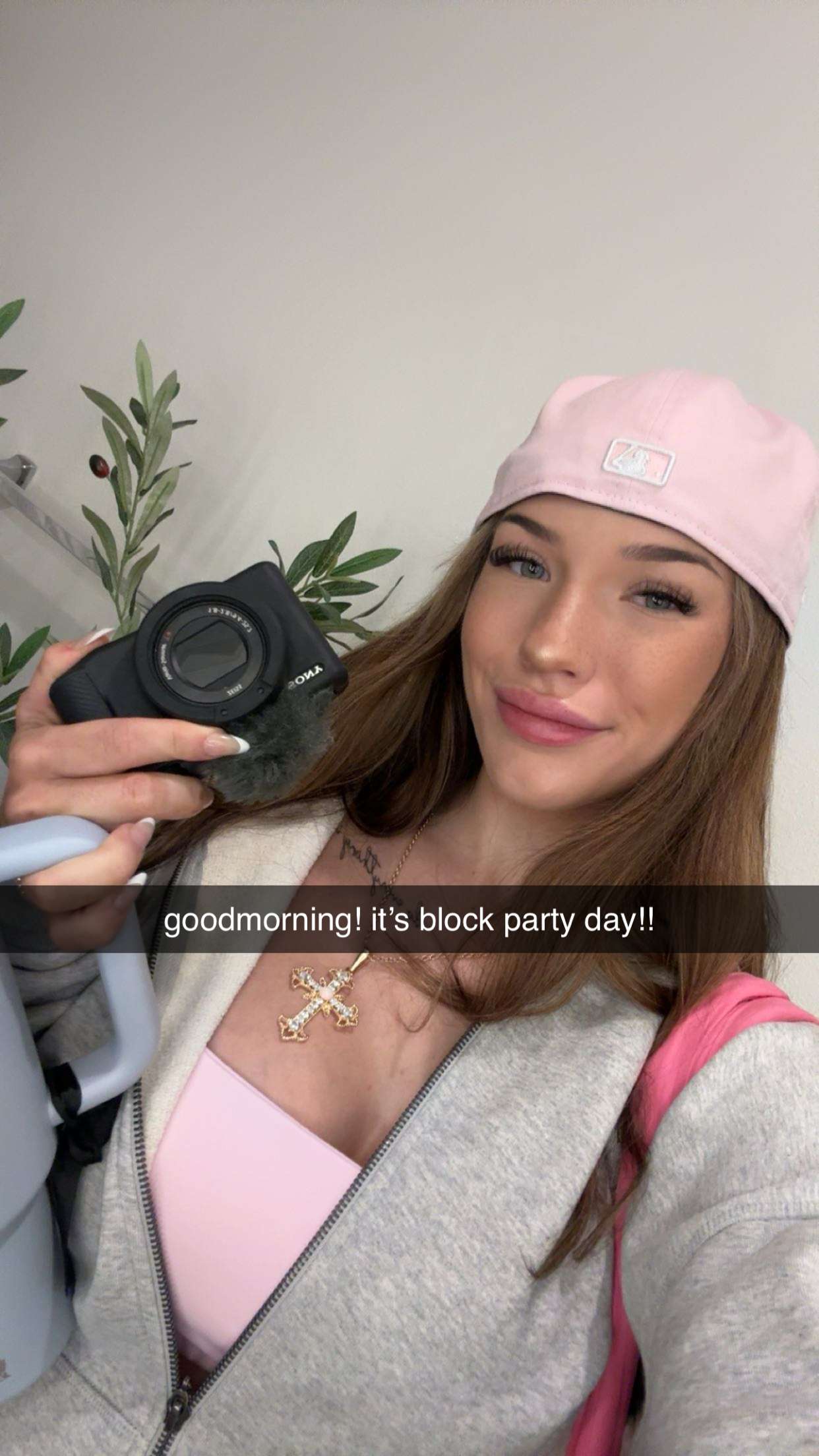 fionamaefit snapchat image archive image