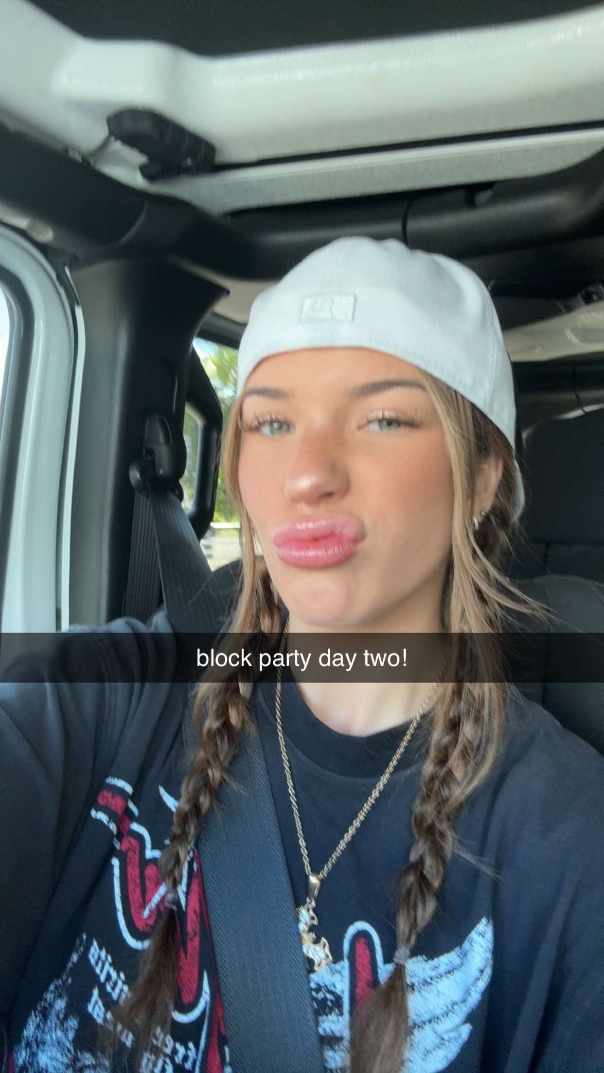 fionamaefit snapchat image archive image