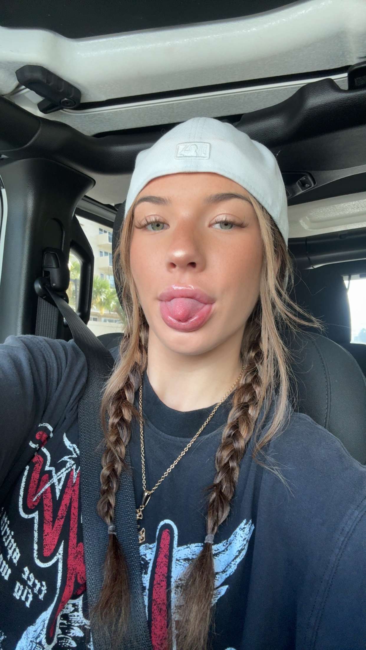 fionamaefit snapchat image archive image