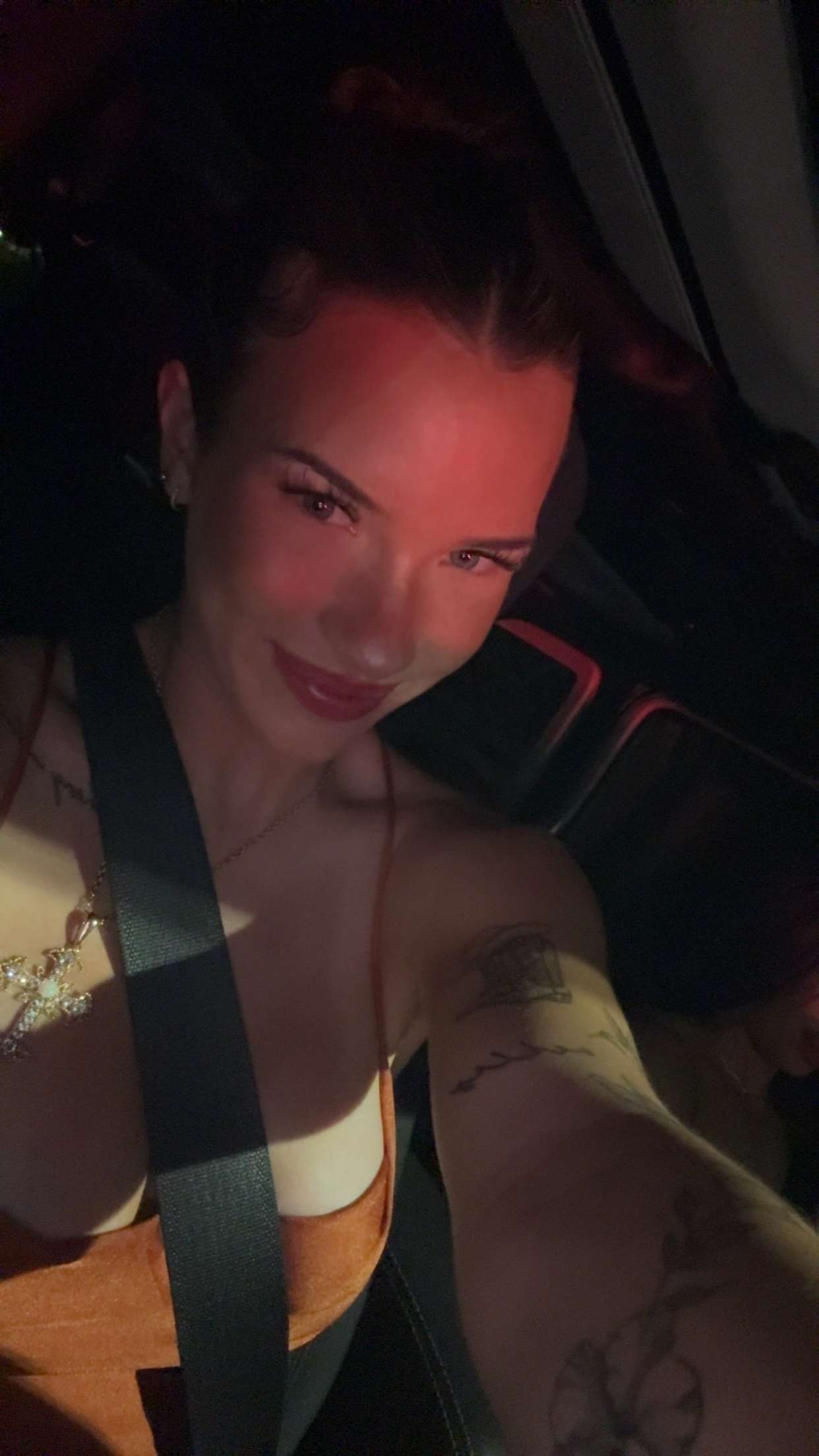 fionamaefit snapchat image archive image