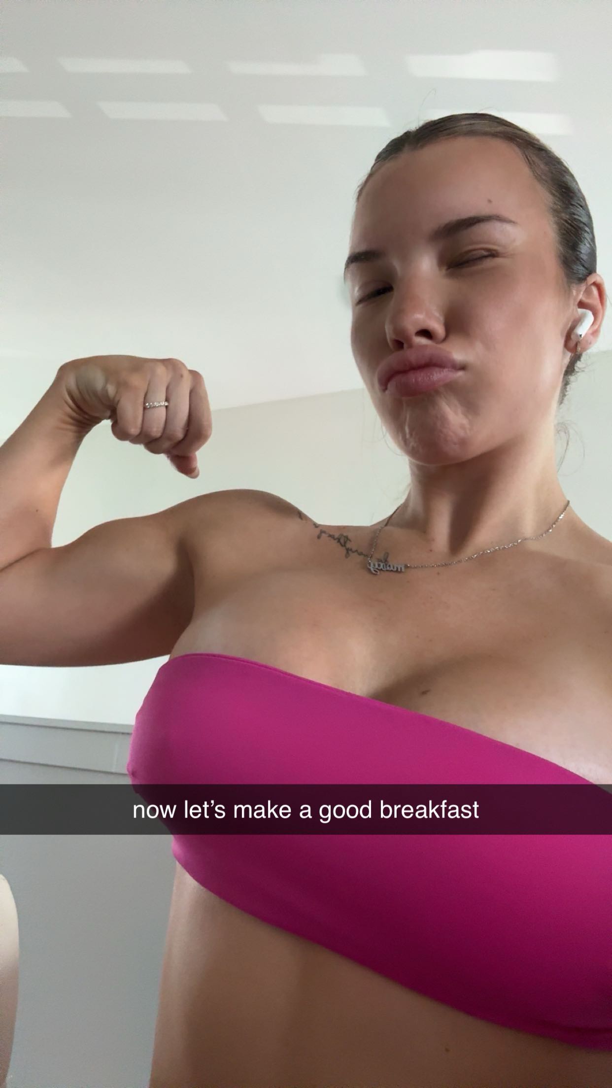 fionamaefit snapchat image archive image