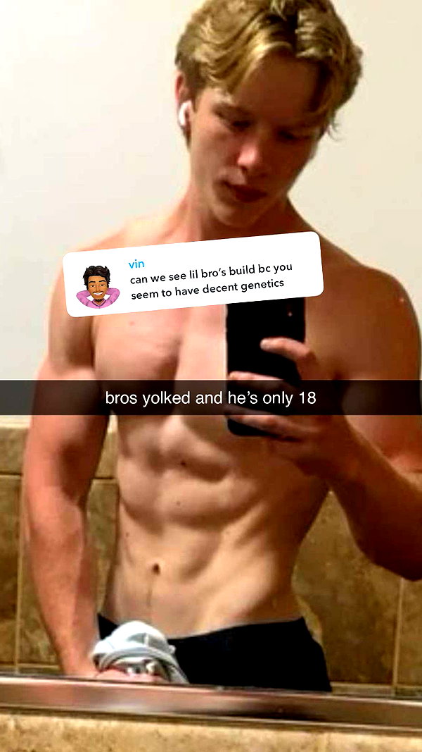 fionamaefit snapchat image archive image