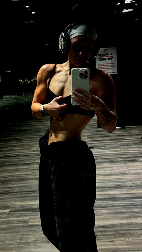 fionamaefit snapchat image archive image