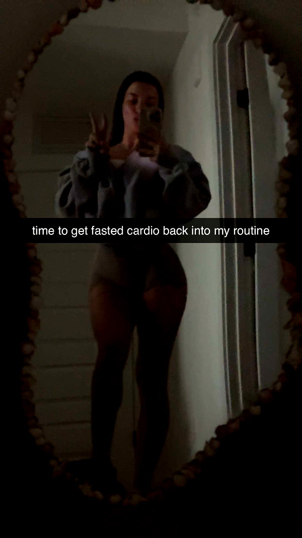 fionamaefit snapchat image archive image