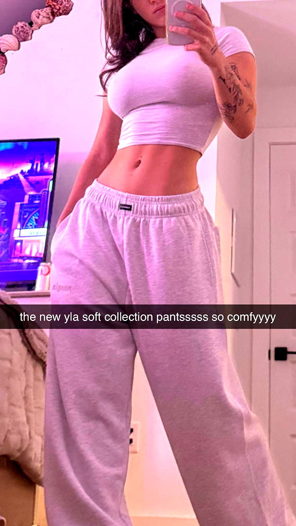 fionamaefit snapchat image archive image
