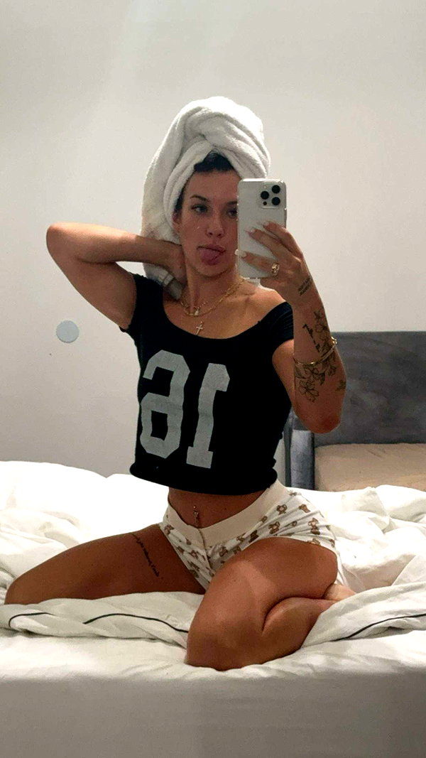 fionamaefit snapchat image archive image