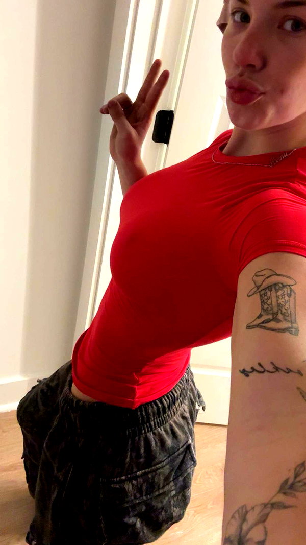 fionamaefit snapchat image archive image