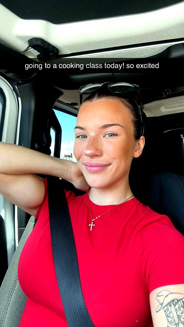fionamaefit snapchat image archive image