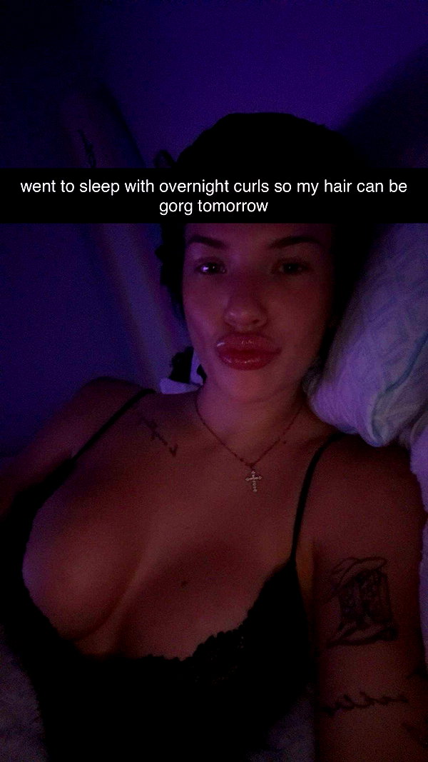 fionamaefit snapchat image archive image