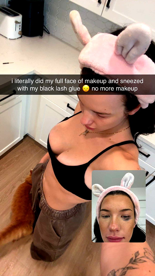 fionamaefit snapchat image archive image