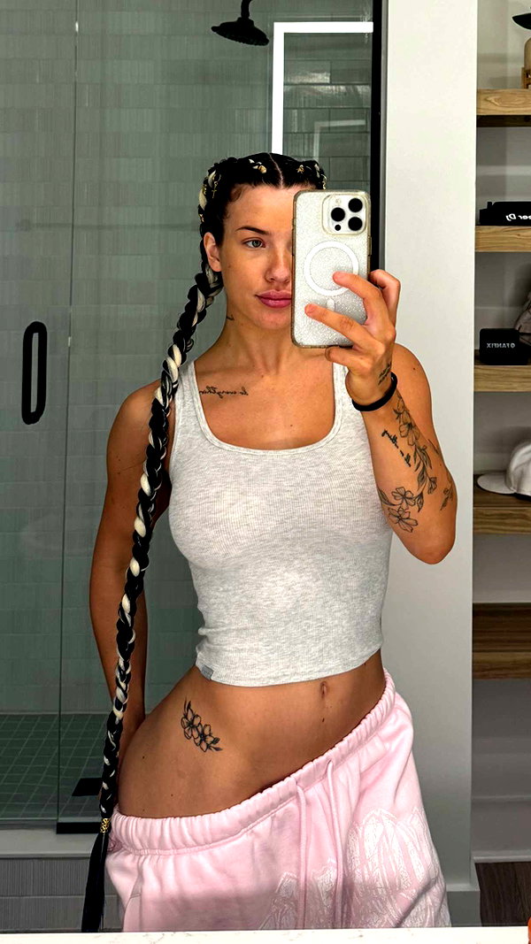 fionamaefit snapchat image archive image