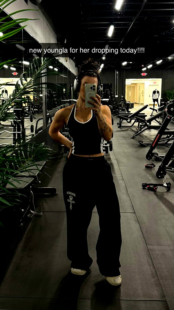 fionamaefit snapchat image archive image